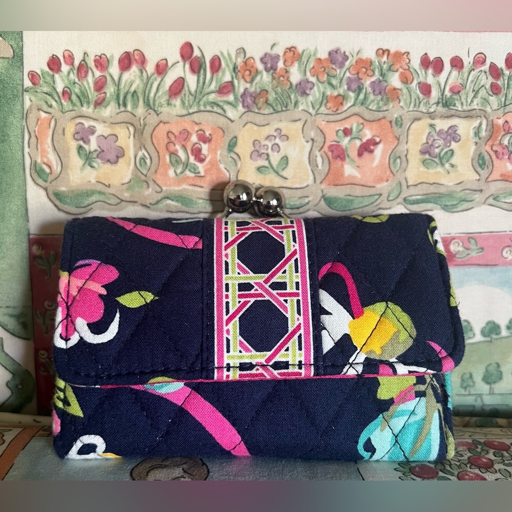Vera Bradley Trifold Wallet with Snap Coin Purse NWOT